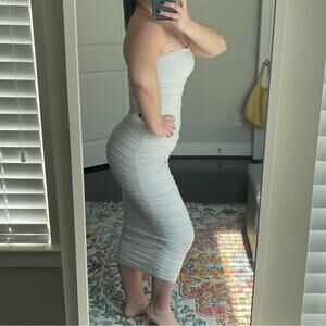 COPY - Oh Polly Strapless Ruched Midi Dress in Grey/White Size US 8